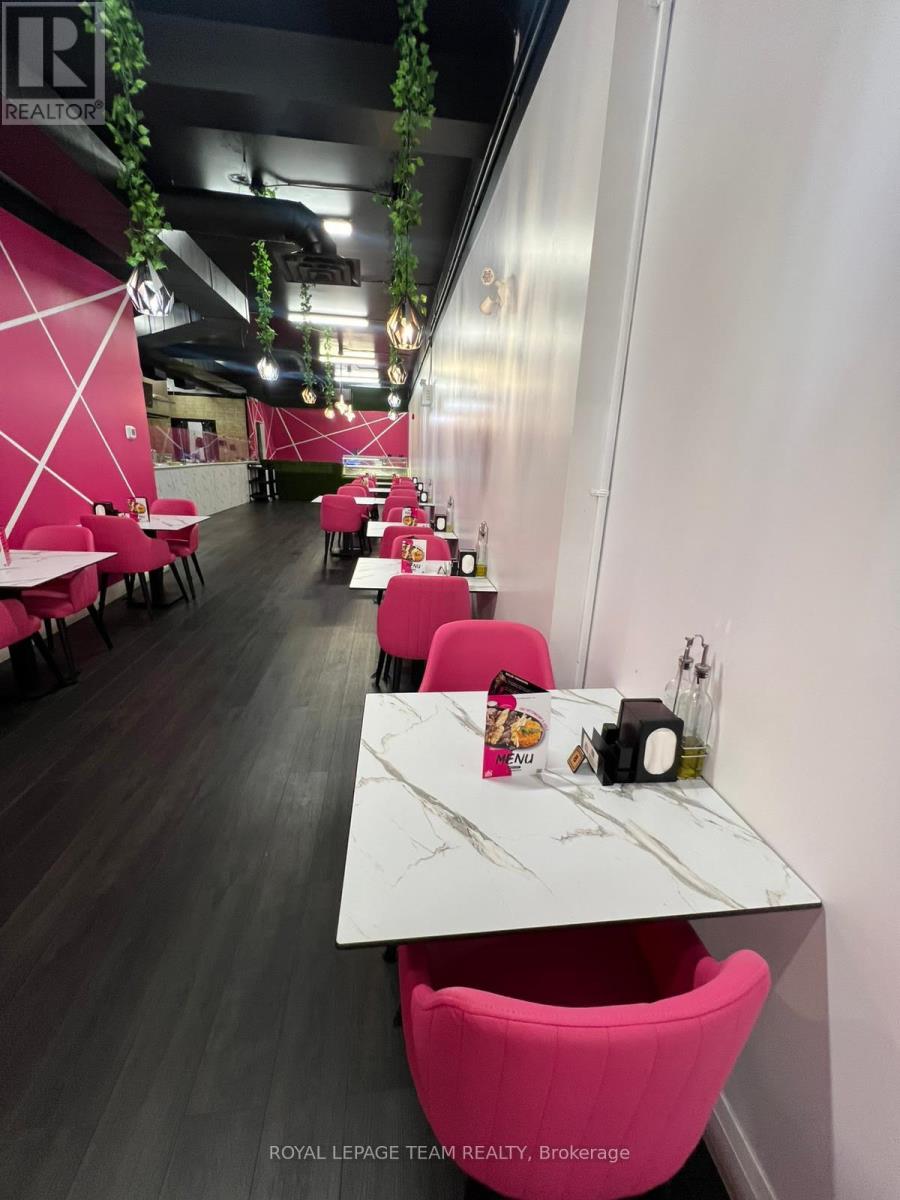 228 Bank Street, Ottawa, Ontario  K2P 1X1 - Photo 11 - X12665672