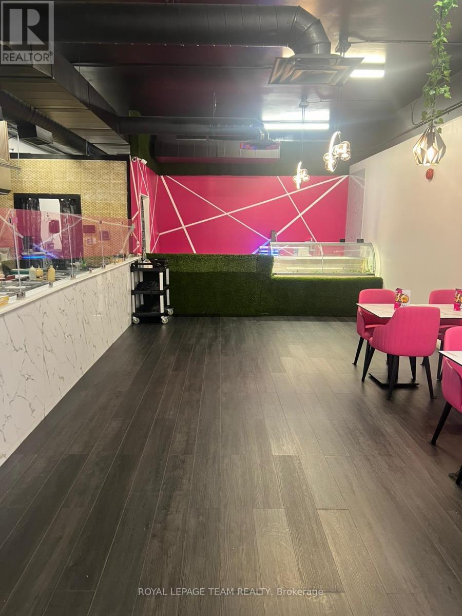 228 Bank Street, Ottawa, Ontario  K2P 1X1 - Photo 9 - X12665672