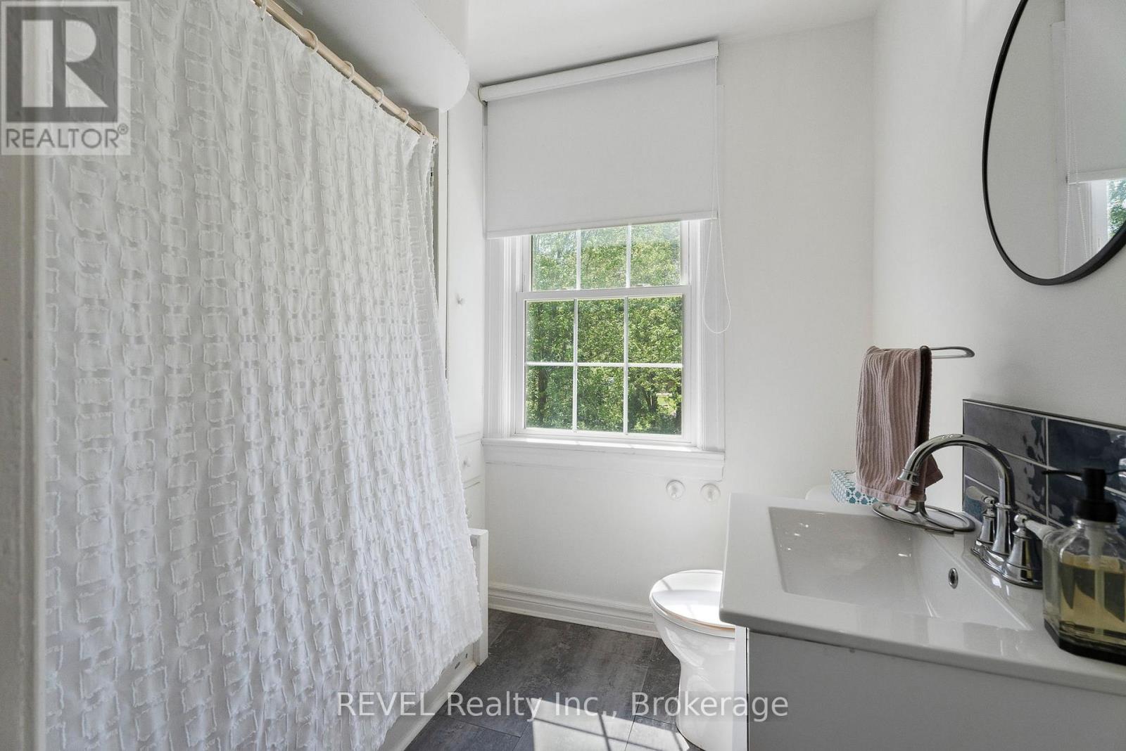 166 North Street N, Fort Erie, Ontario  L2A 3R7 - Photo 15 - X12665498