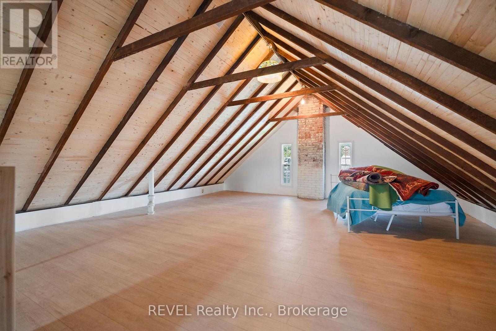 166 North Street N, Fort Erie, Ontario  L2A 3R7 - Photo 20 - X12665498