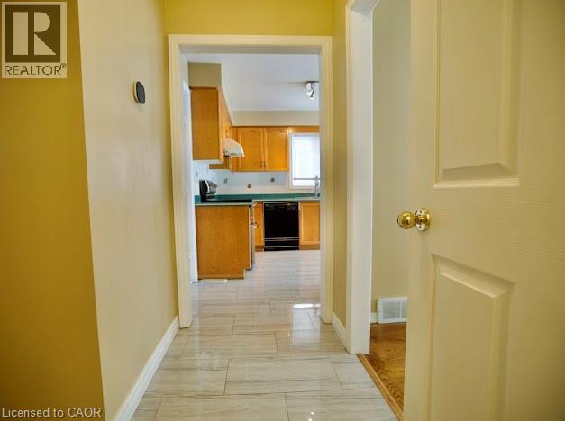 109 Beechmanor Crescent, Kitchener, Ontario  N2N 3H5 - Photo 4 - 40796244