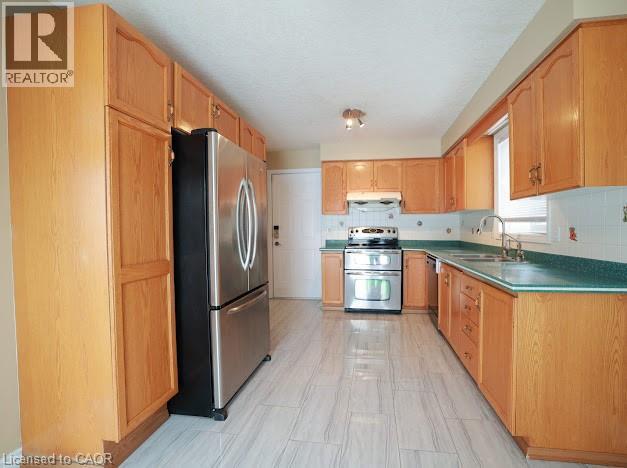 109 Beechmanor Crescent, Kitchener, Ontario  N2N 3H5 - Photo 5 - 40796244