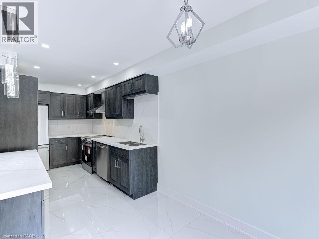 373 Ravineview Way, Oakville, Ontario  L6H 6S5 - Photo 21 - 40796013