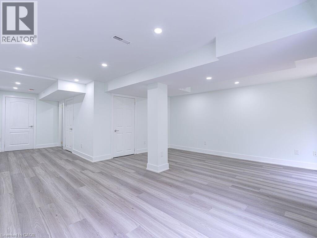 373 Ravineview Way, Oakville, Ontario  L6H 6S5 - Photo 40 - 40796013