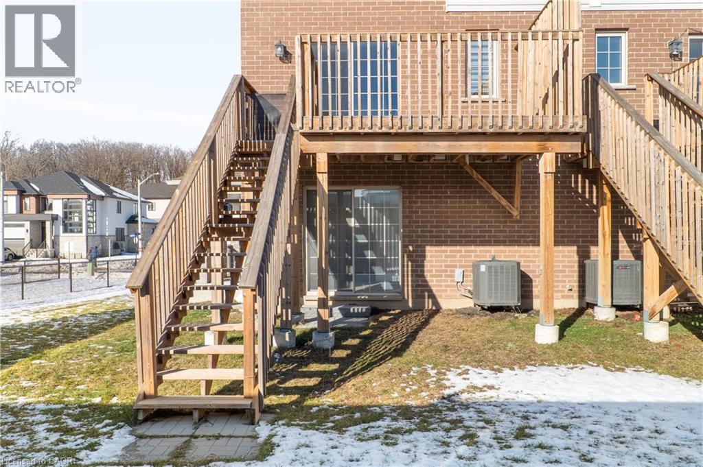 78 Monarch Woods Drive, Kitchener, Ontario  N2P 2Y8 - Photo 38 - 40791019