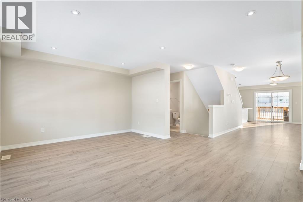 78 Monarch Woods Drive, Kitchener, Ontario  N2P 2Y8 - Photo 6 - 40791019