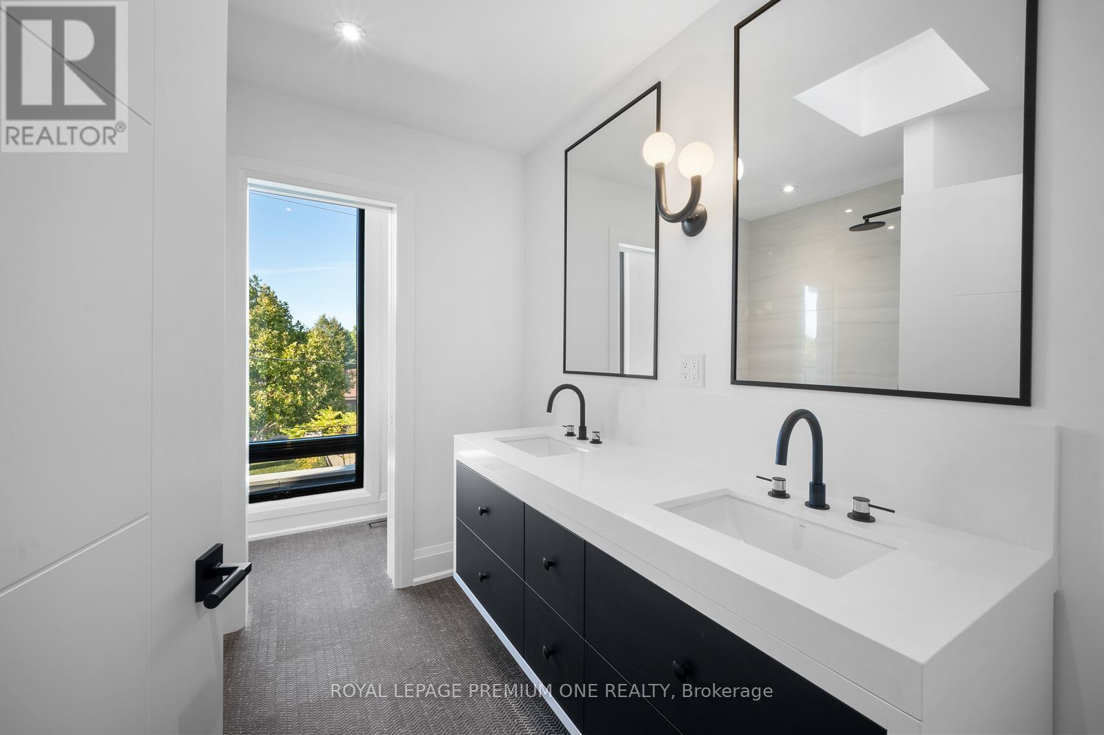 683 Glencairn Avenue, Toronto, Ontario  M6B 1Z8 - Photo 18 - C12665376