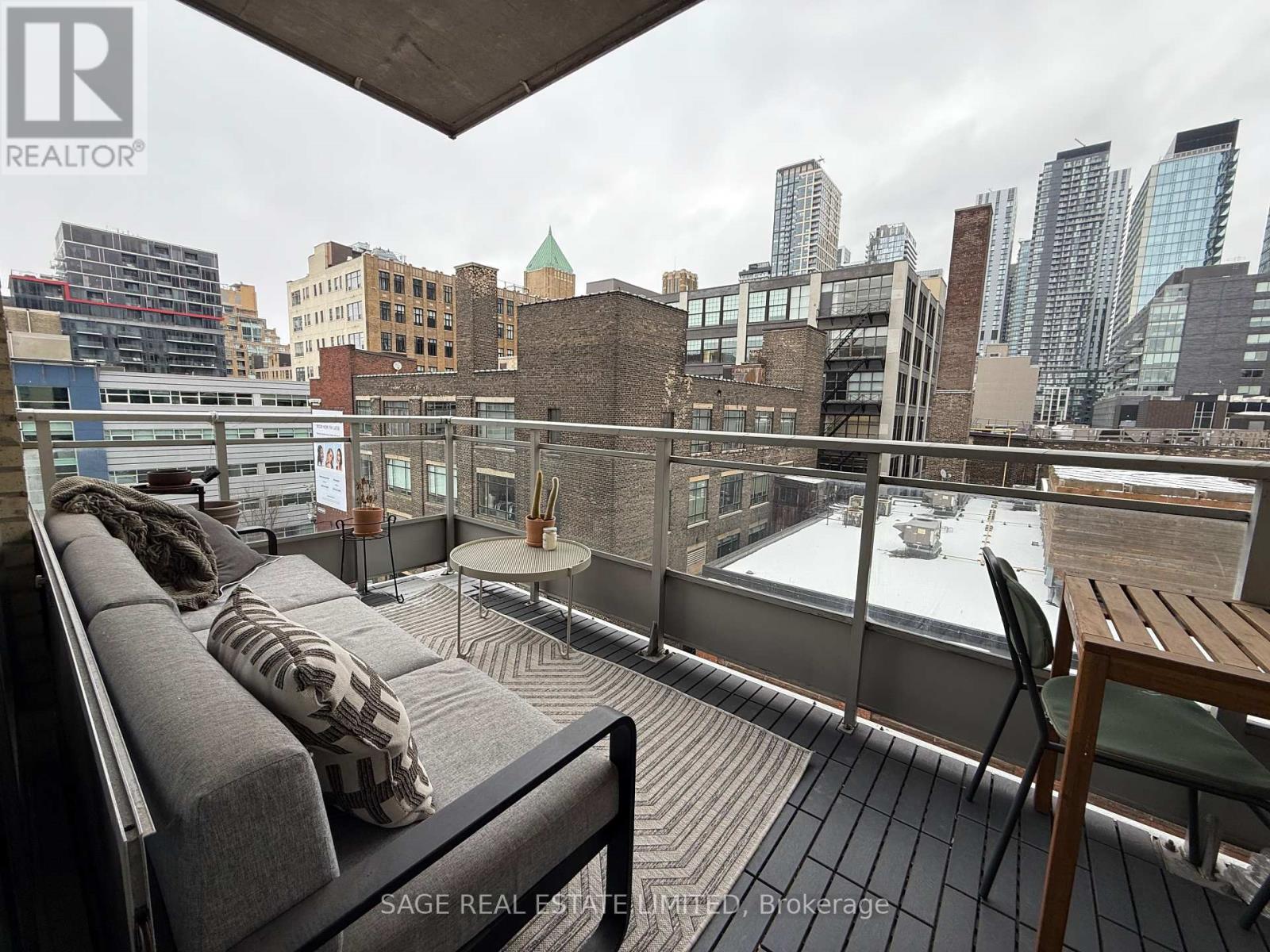 711 - 23 Brant Street, Toronto, Ontario  M5V 2L5 - Photo 23 - C12665414