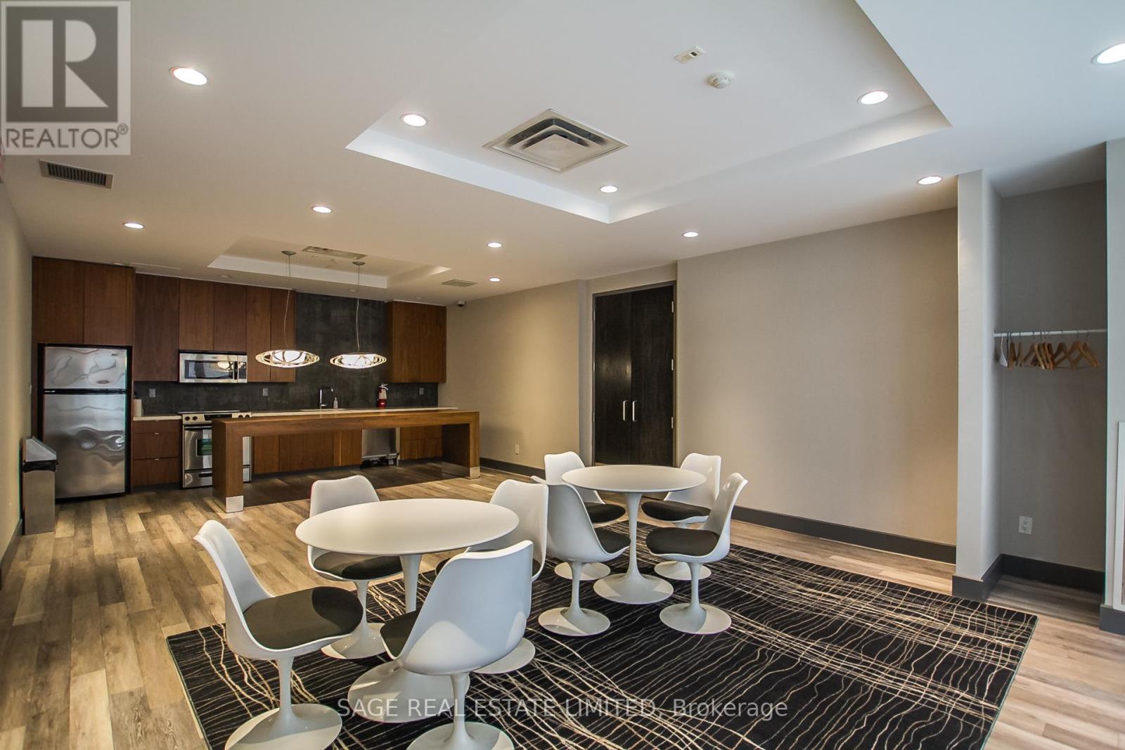 711 - 23 Brant Street, Toronto, Ontario  M5V 2L5 - Photo 29 - C12665414