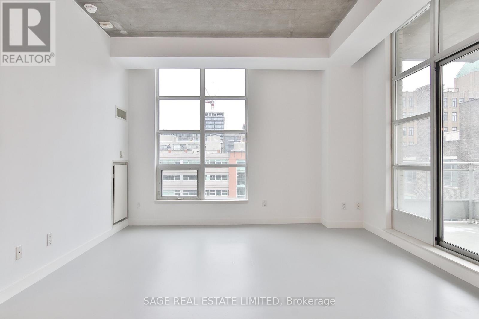 711 - 23 Brant Street, Toronto, Ontario  M5V 2L5 - Photo 7 - C12665414