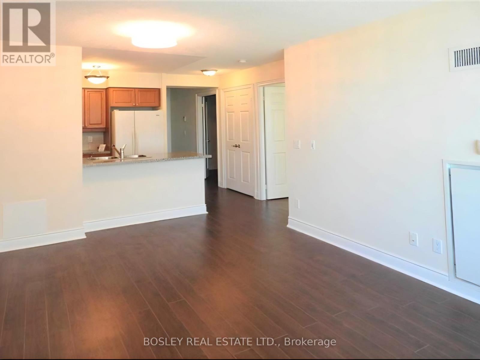 1303 - 15 GREENVIEW AVENUE, Toronto, Ontario