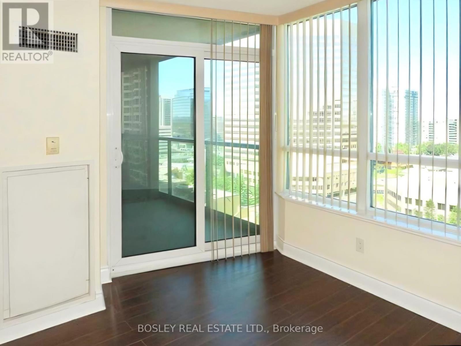 1303 - 15 Greenview Avenue, Toronto, Ontario  M2M 4M7 - Photo 3 - C12665424