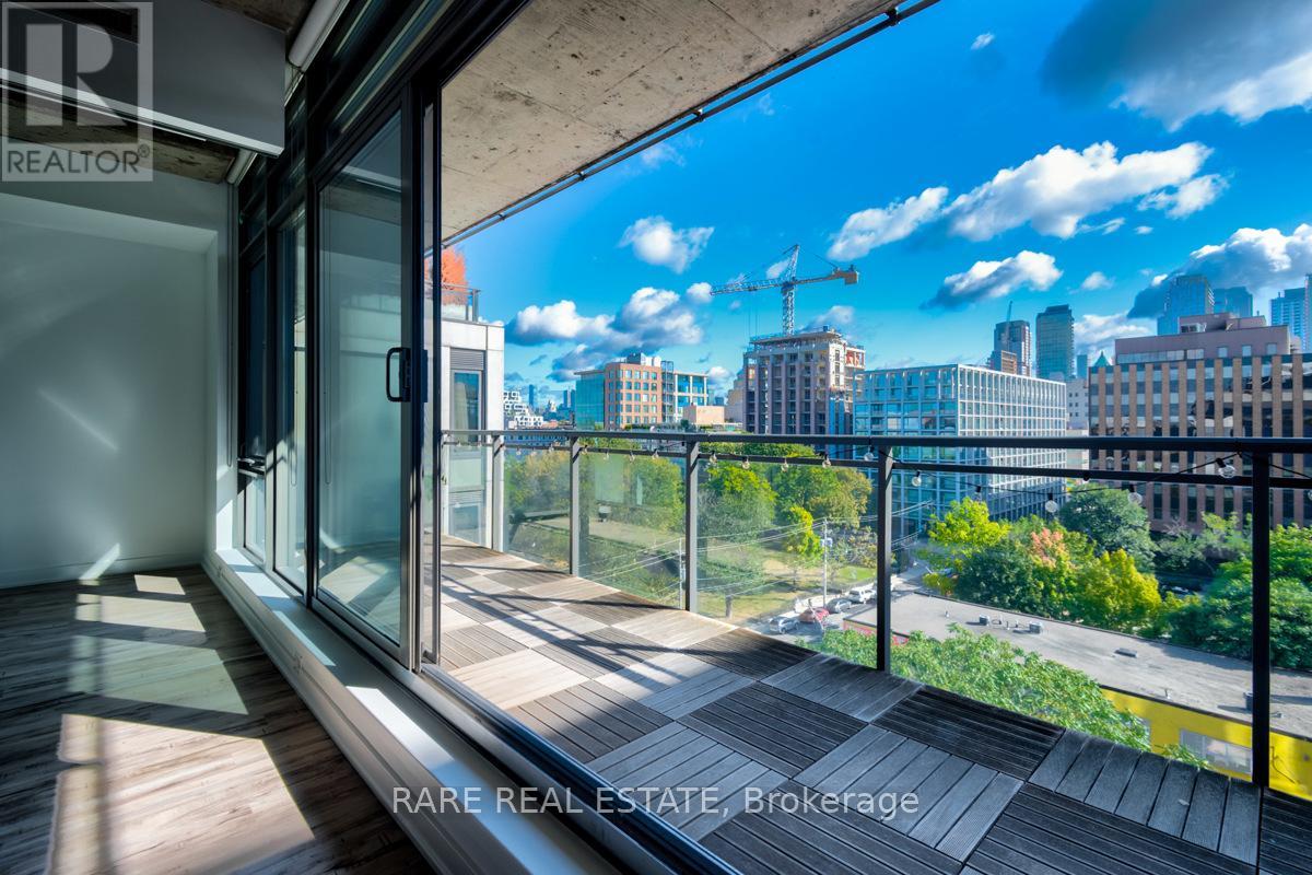 809 - 10 Morrison Street, Toronto, Ontario  M5V 2T8 - Photo 2 - C12665426