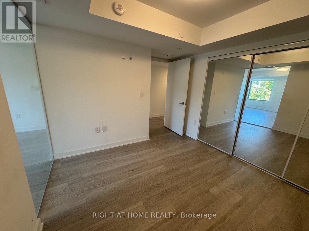 313 - 3 Strathgowan Avenue, Toronto, Ontario  M4N 1B8 - Photo 15 - C12665564