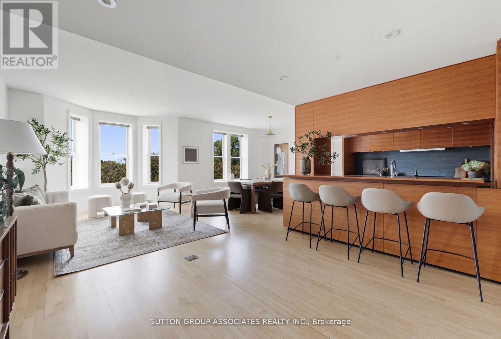 408 - 385 Brunswick Avenue, Toronto, Ontario  M5R 3R1 - Photo 3 - C12665582