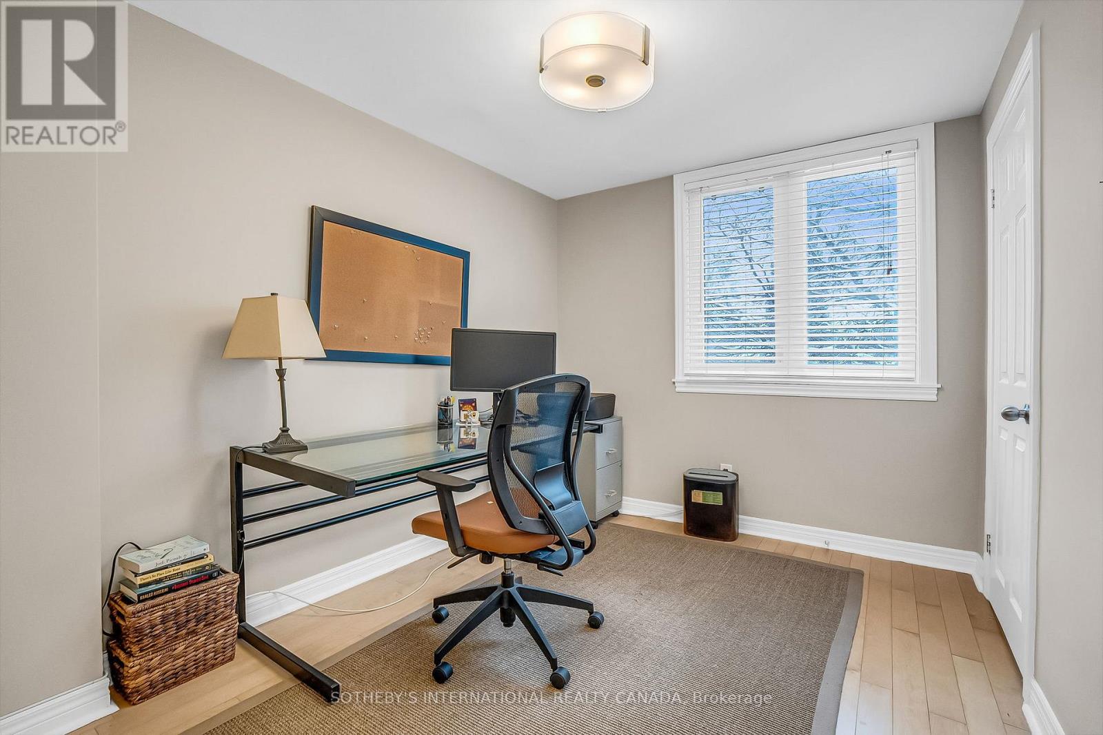 15 Addison Crescent, Toronto, Ontario  M3B 1K7 - Photo 24 - C12665592