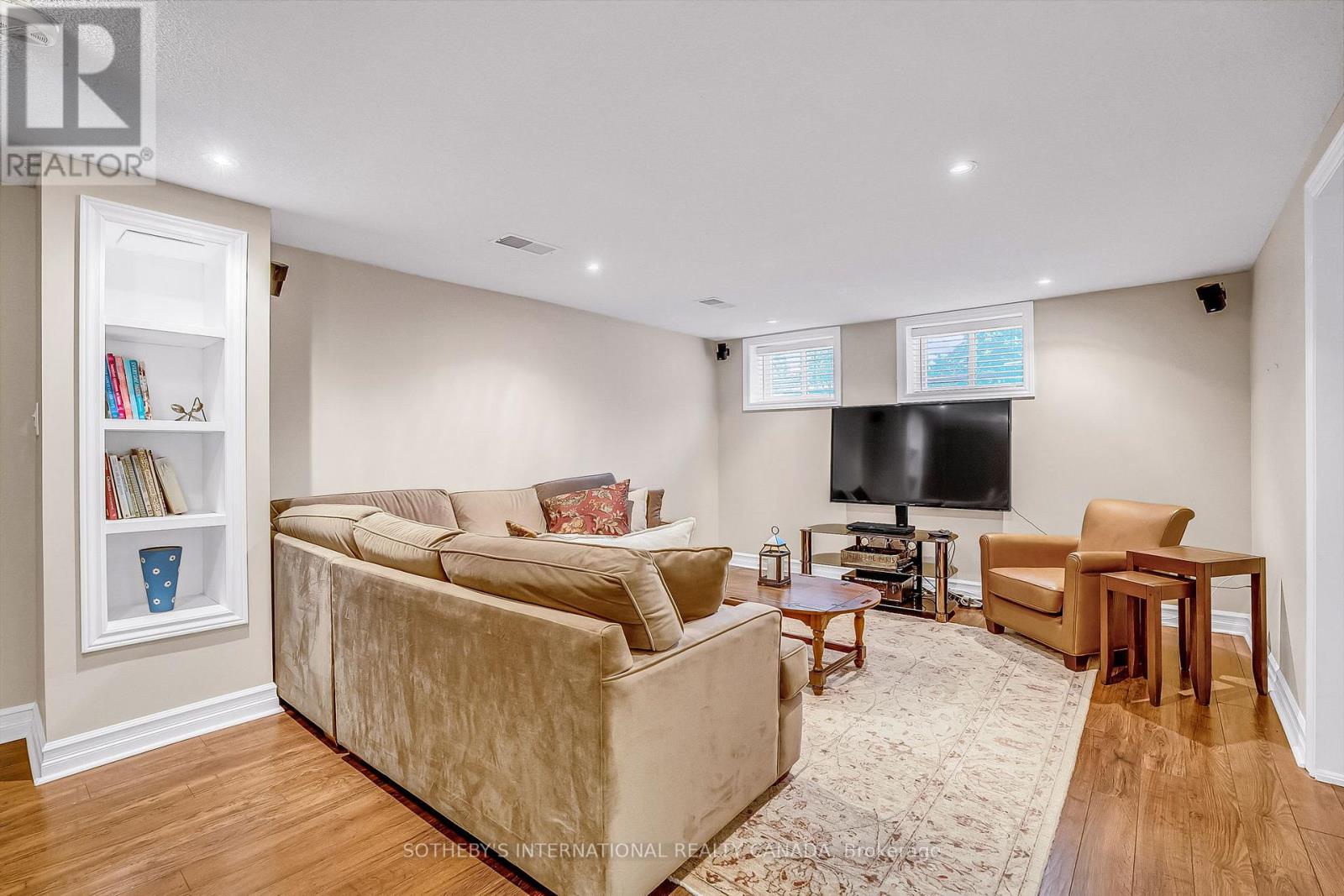 15 Addison Crescent, Toronto, Ontario  M3B 1K7 - Photo 27 - C12665592