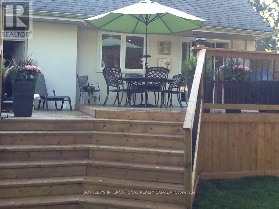 15 Addison Crescent, Toronto, Ontario  M3B 1K7 - Photo 40 - C12665592