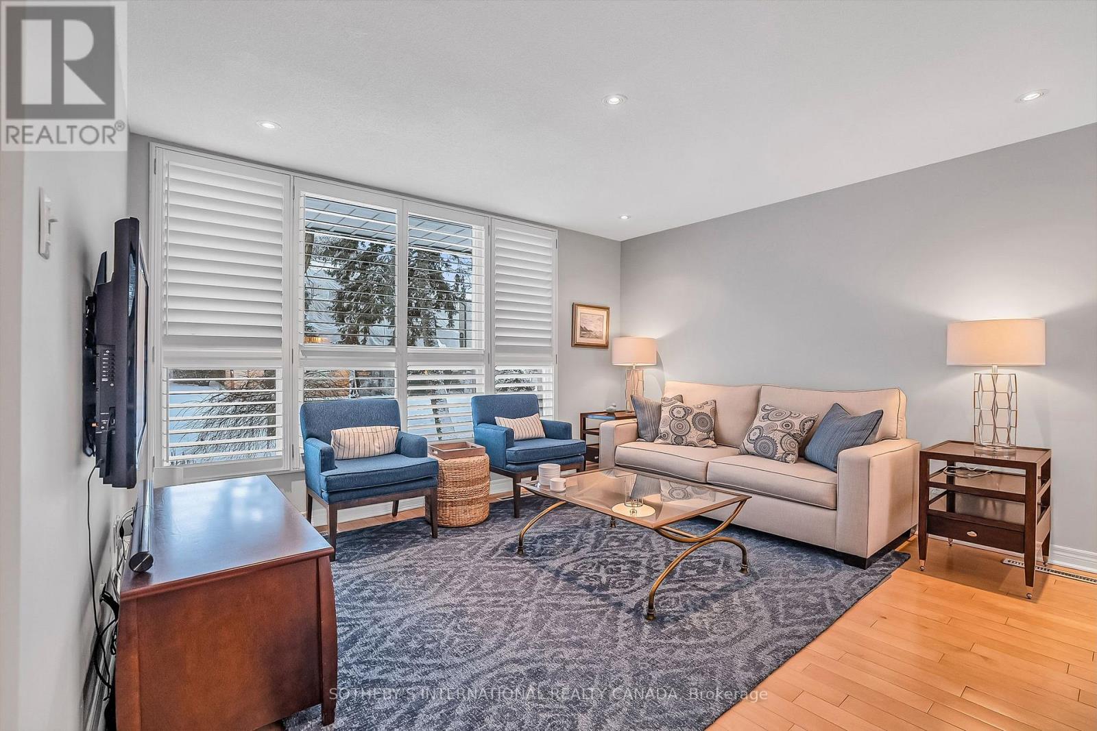 15 Addison Crescent, Toronto, Ontario  M3B 1K7 - Photo 8 - C12665592