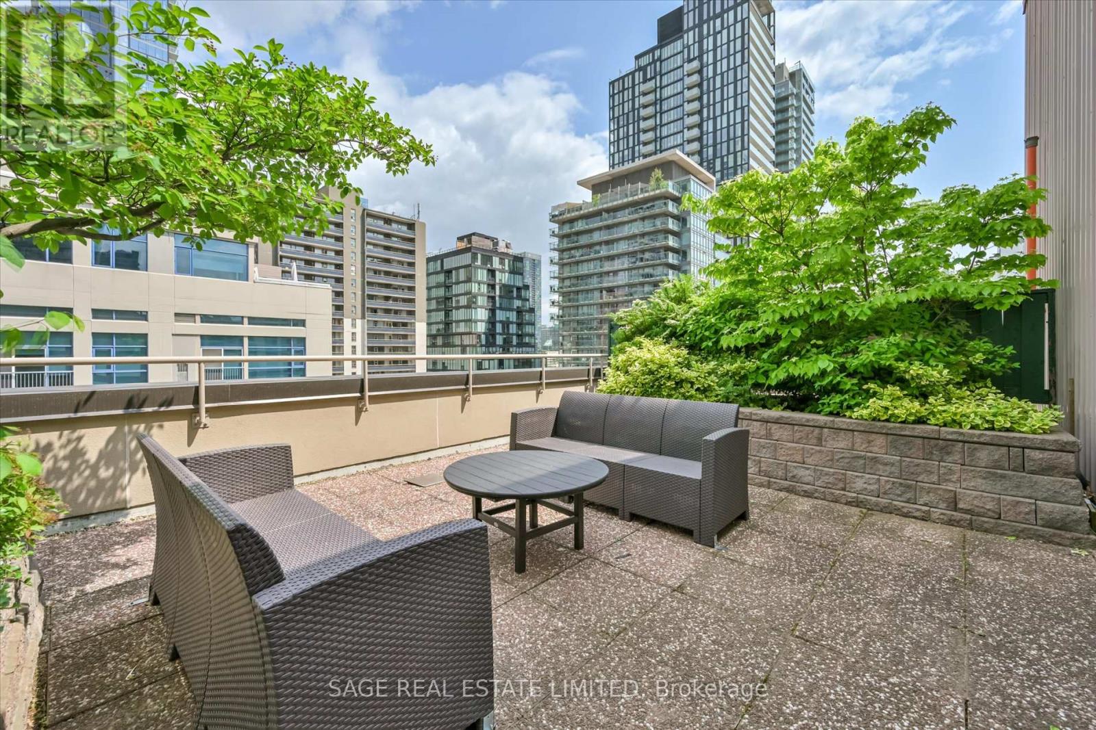 413 - 555 Yonge Street, Toronto, Ontario  M4Y 3A6 - Photo 28 - C12665606
