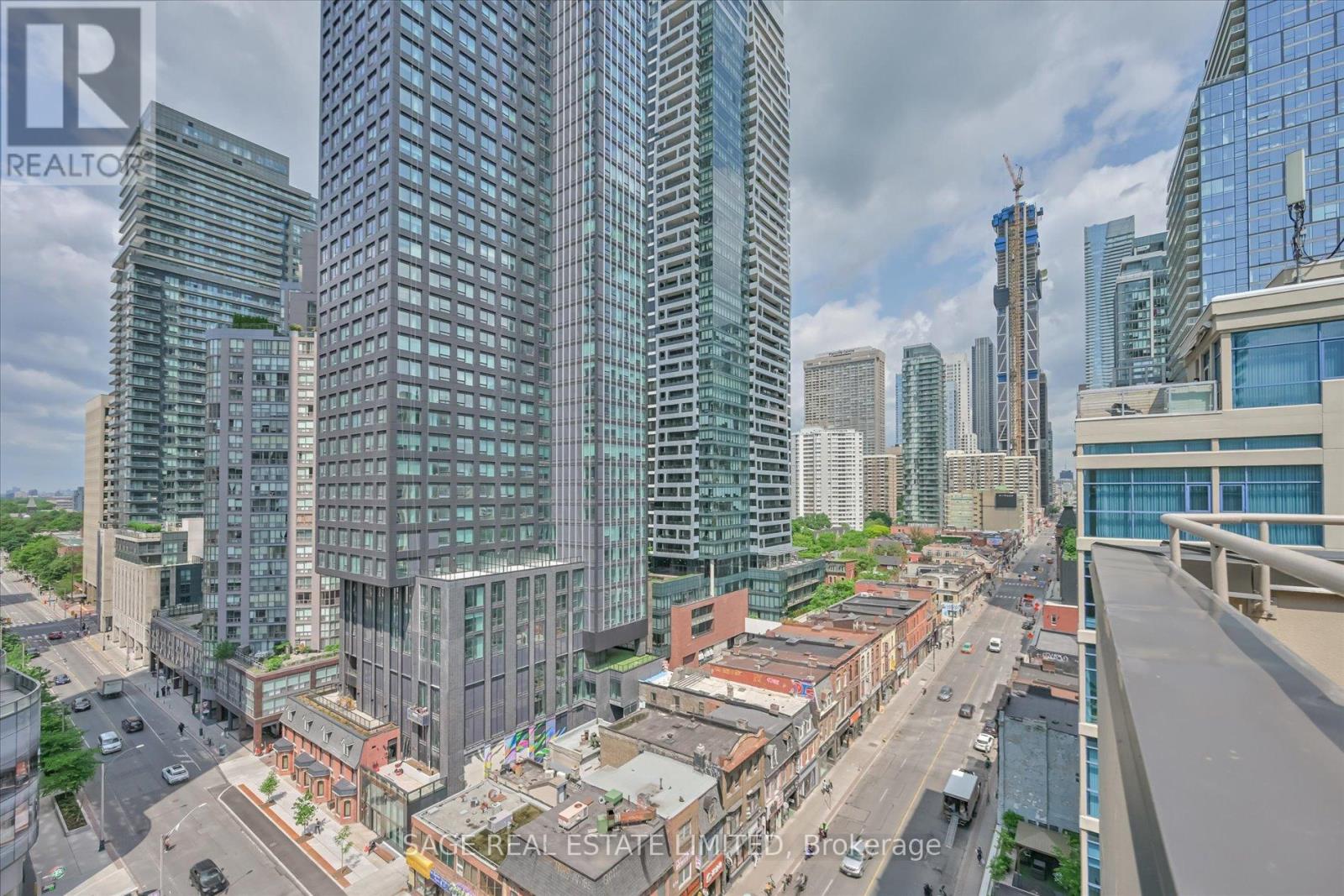 413 - 555 Yonge Street, Toronto, Ontario  M4Y 3A6 - Photo 30 - C12665606