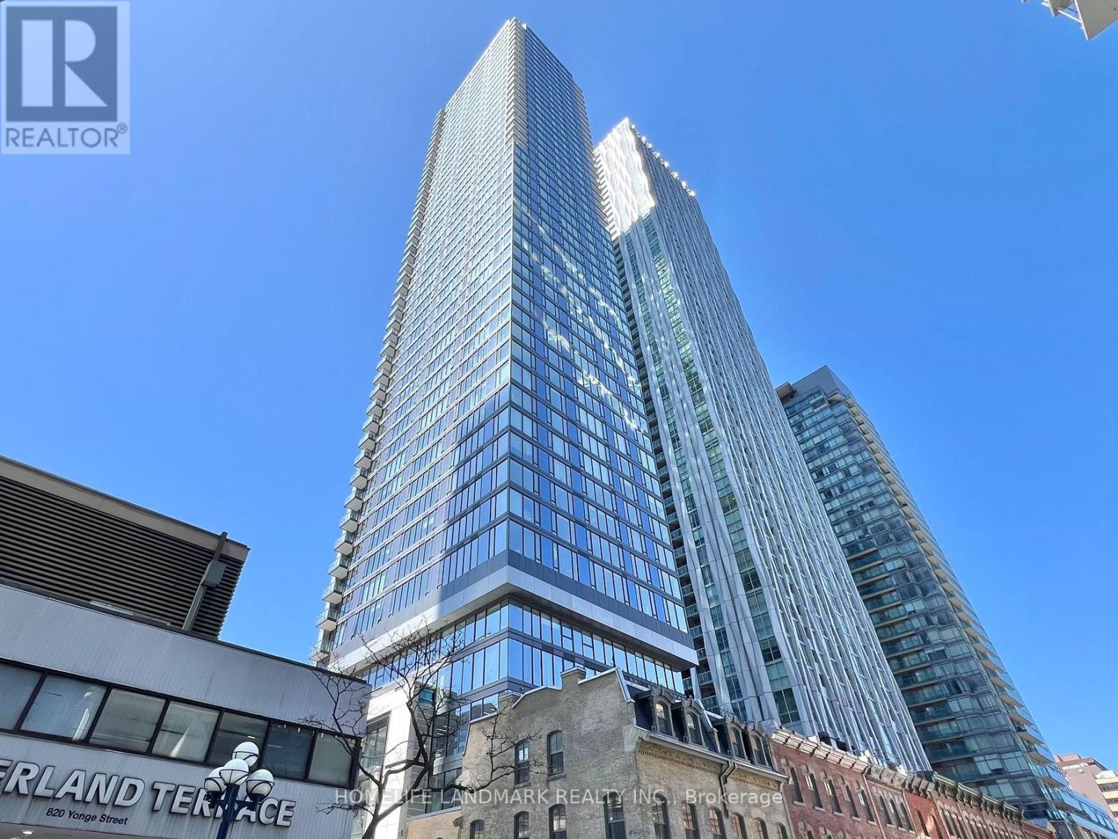 4302 - 8 Cumberland Street, Toronto, Ontario  M4W 0B6 - Photo 1 - C12665618