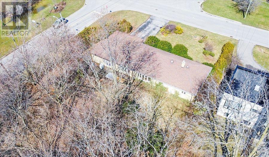 5 Balcarra Avenue, Toronto, Ontario  M1M 1G8 - Photo 12 - E12665420