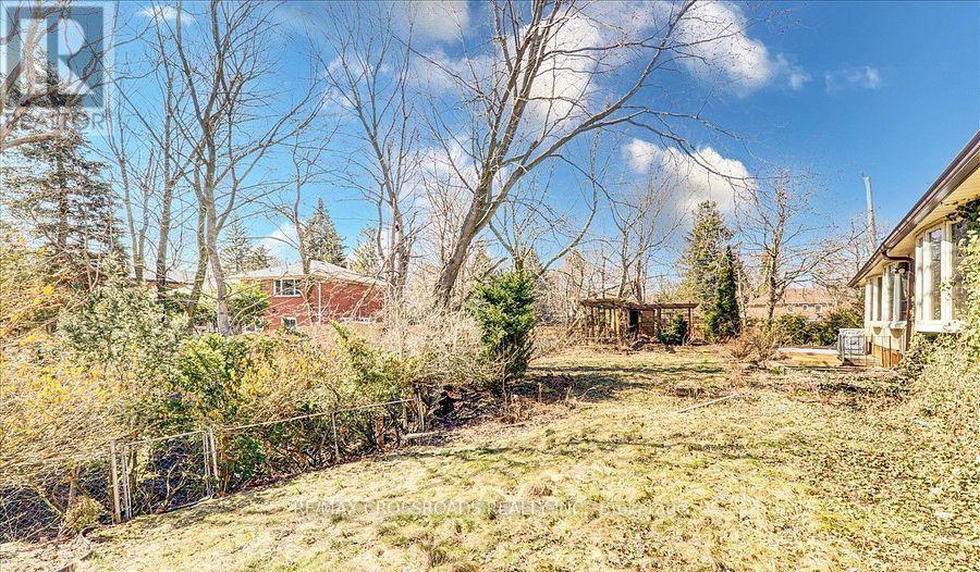 5 Balcarra Avenue, Toronto, Ontario  M1M 1G8 - Photo 16 - E12665420