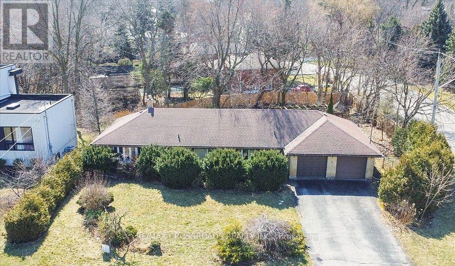 5 Balcarra Avenue, Toronto, Ontario  M1M 1G8 - Photo 3 - E12665420