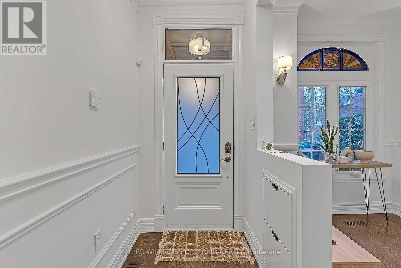 40 Grant Street, Toronto, Ontario  M4M 2H5 - Photo 4 - E12665430