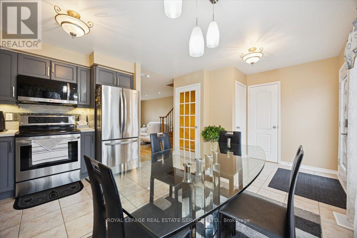 46 Georgina Gate, Toronto, Ontario  M1L 4T9 - Photo 8 - E12665448