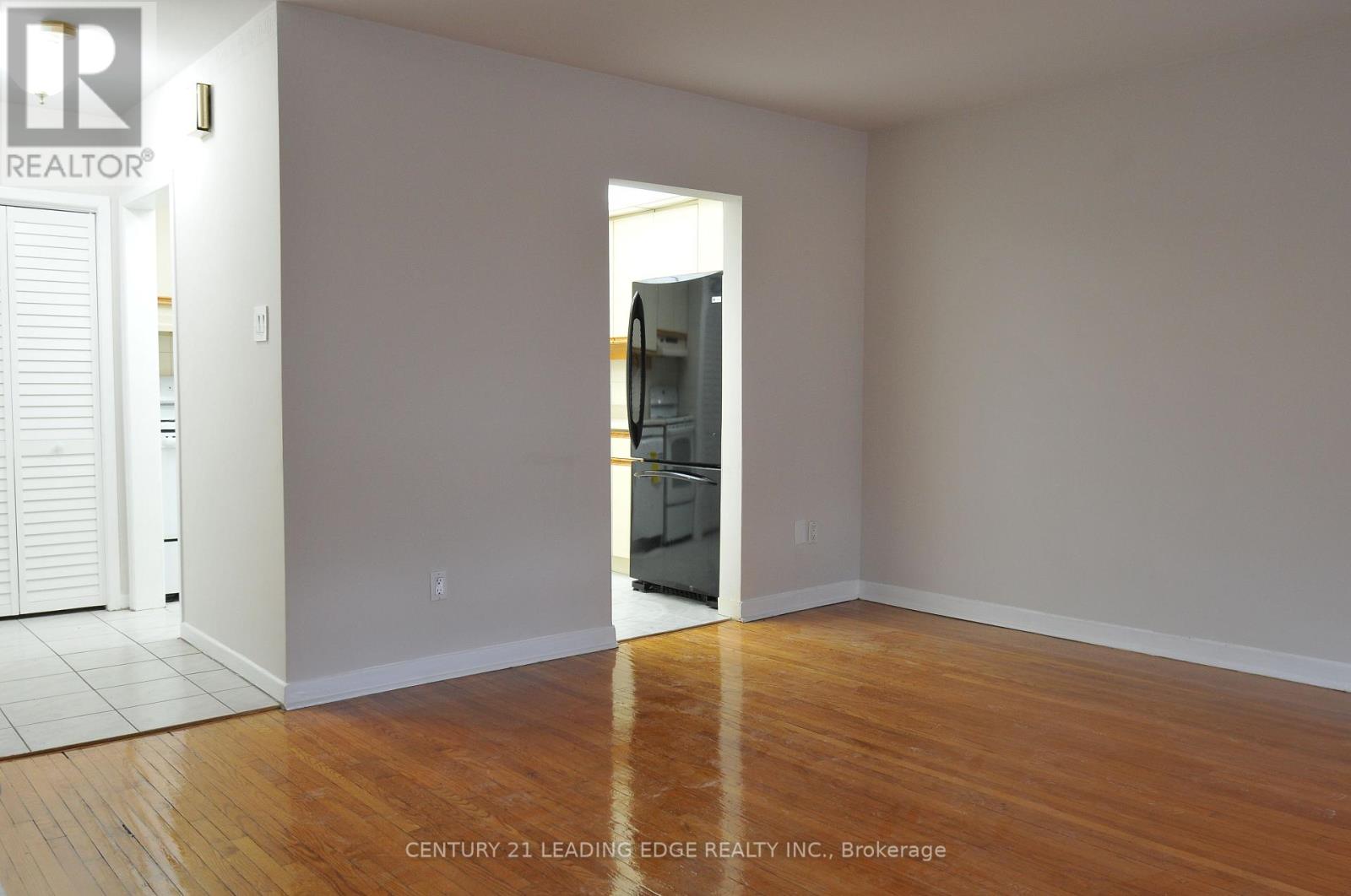 B - 1013 Pape Avenue, Toronto, Ontario  M4K 3V8 - Photo 6 - E12665508