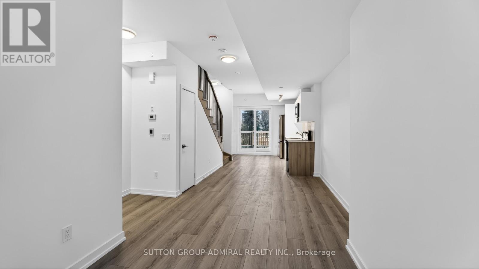 13 Calamint Lane, Toronto, Ontario  M1W 2H1 - Photo 14 - E12665558