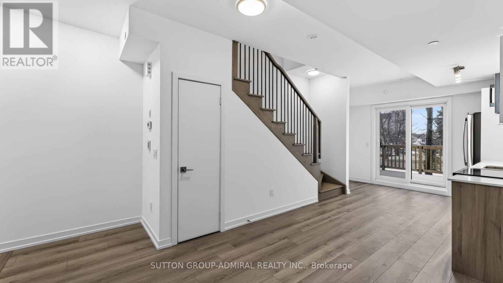 13 Calamint Lane, Toronto, Ontario  M1W 2H1 - Photo 15 - E12665558