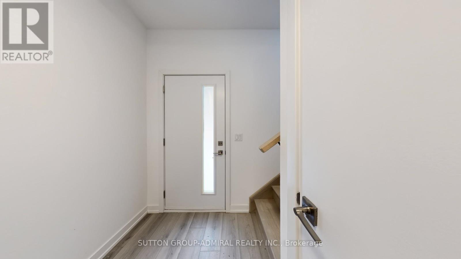 13 Calamint Lane, Toronto, Ontario  M1W 2H1 - Photo 6 - E12665558
