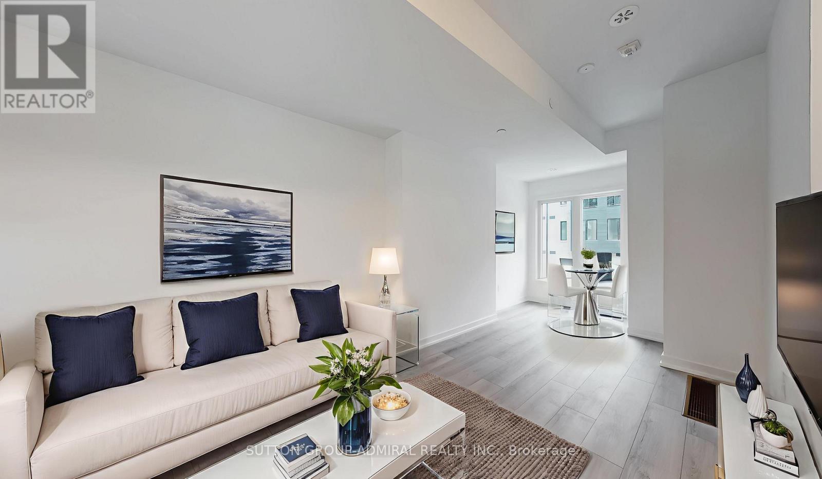 13 Calamint Lane, Toronto, Ontario  M1W 2H1 - Photo 9 - E12665558