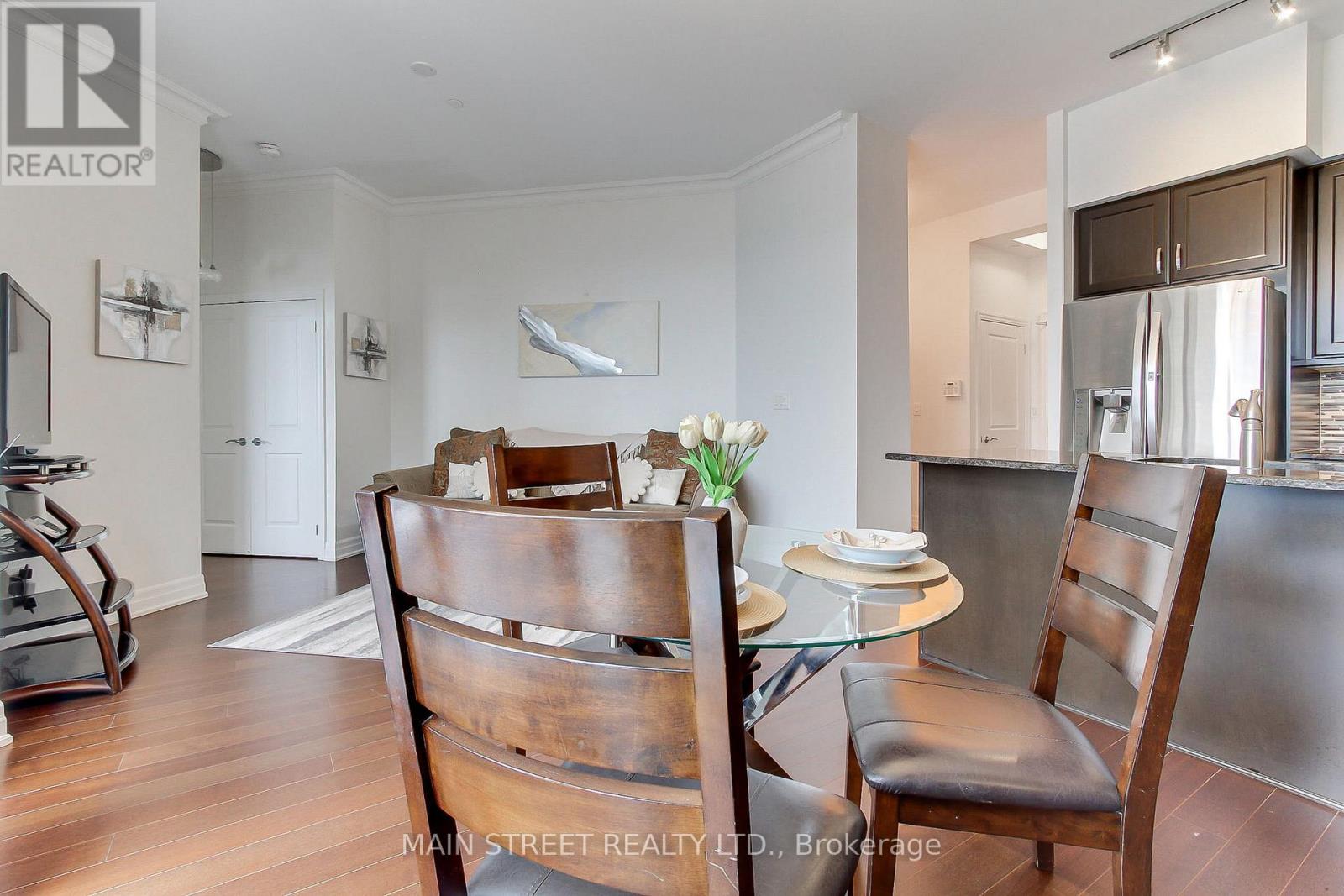 619 - 111 Civic Square Gate, Aurora, Ontario  L4G 0S6 - Photo 16 - N12665370