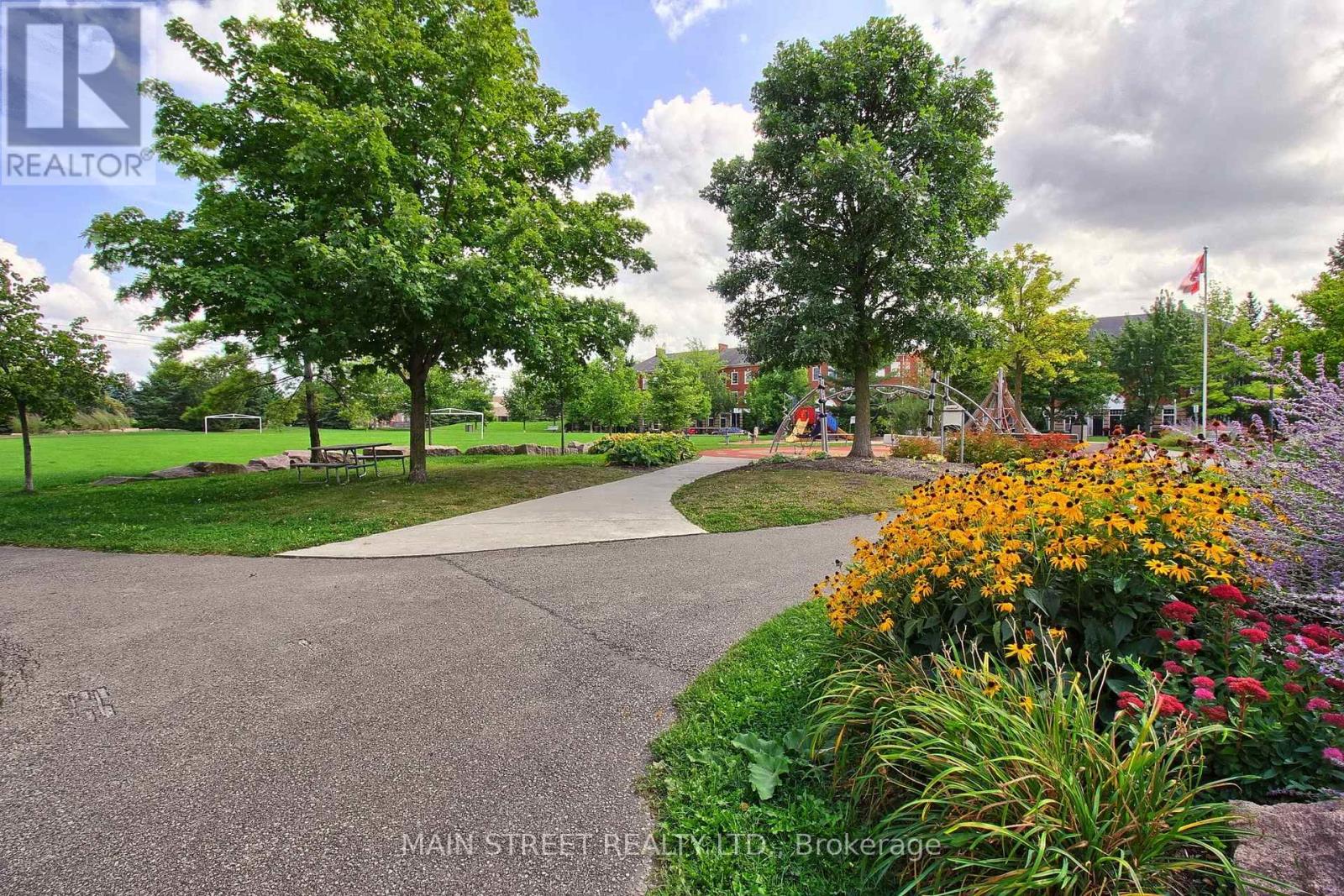 619 - 111 Civic Square Gate, Aurora, Ontario  L4G 0S6 - Photo 44 - N12665370