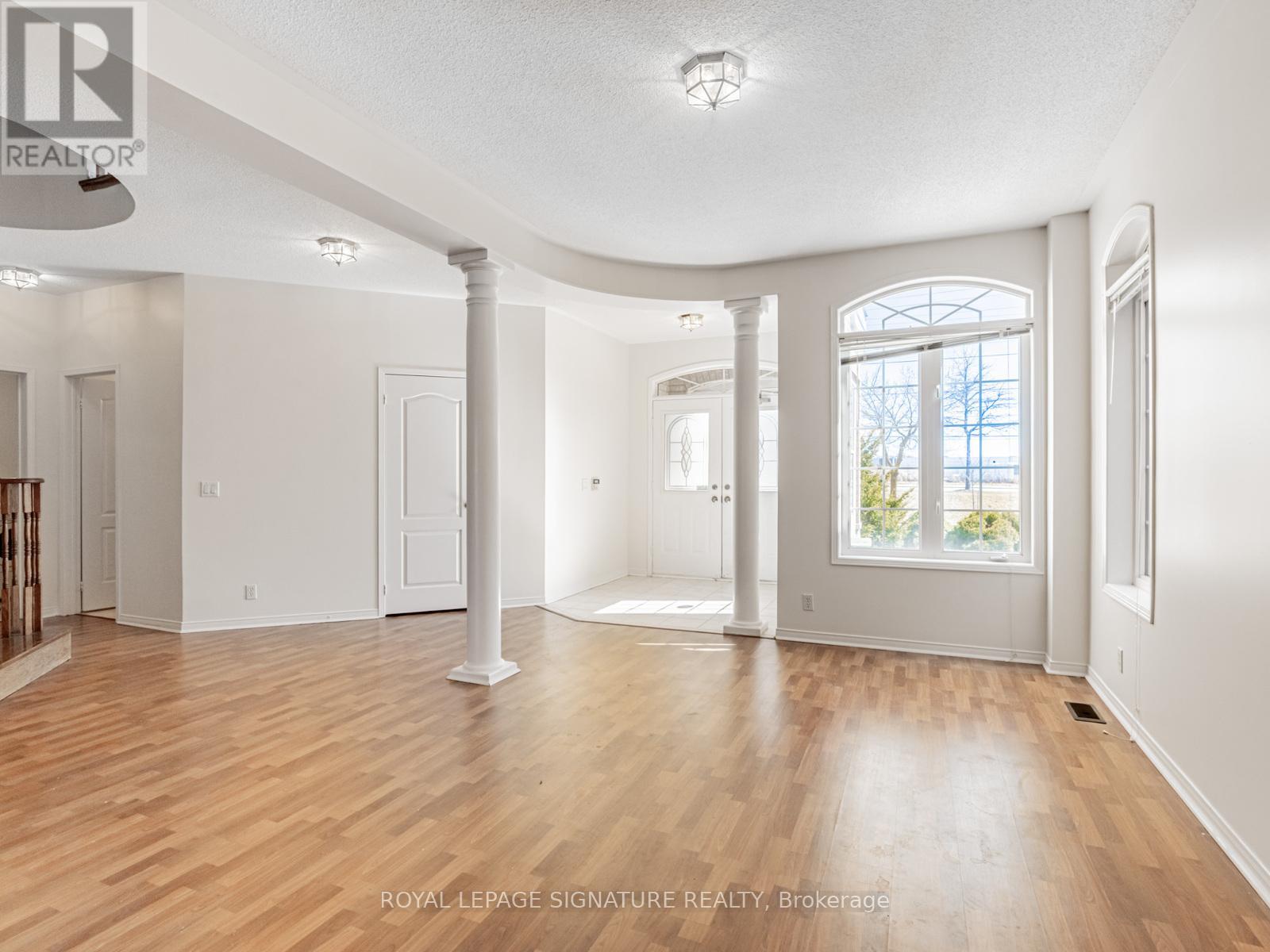 33 Bilberry Crescent, Richmond Hill, Ontario  L4S 2M4 - Photo 3 - N12665442