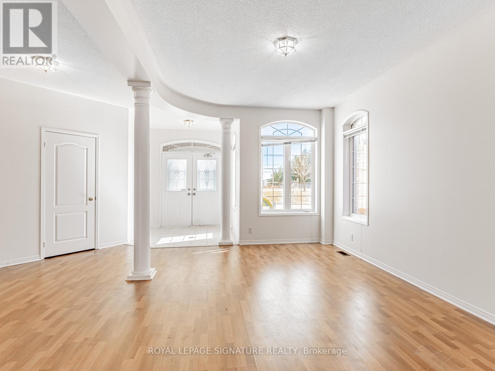 33 Bilberry Crescent, Richmond Hill, Ontario  L4S 2M4 - Photo 6 - N12665442