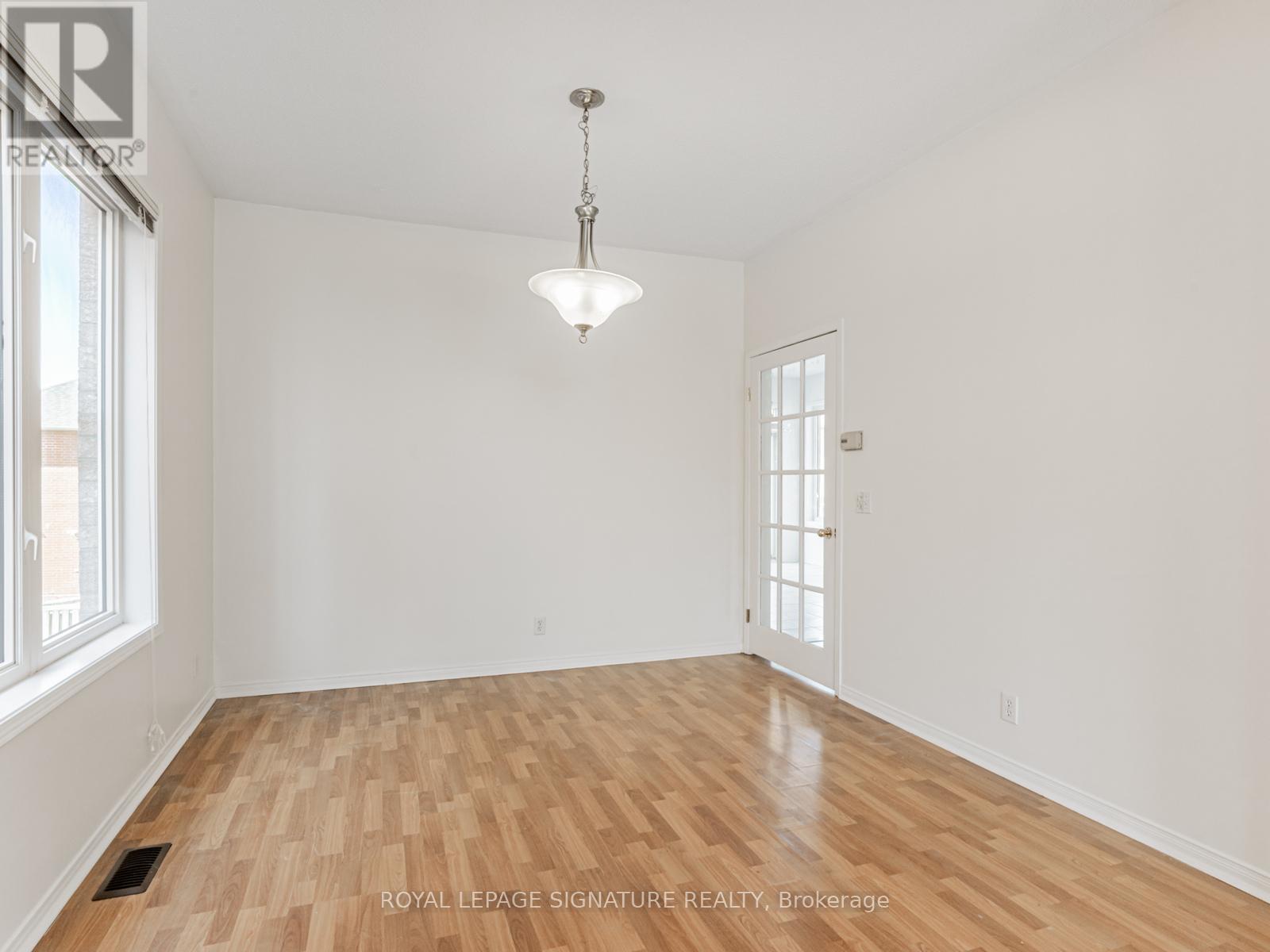 33 Bilberry Crescent, Richmond Hill, Ontario  L4S 2M4 - Photo 7 - N12665442