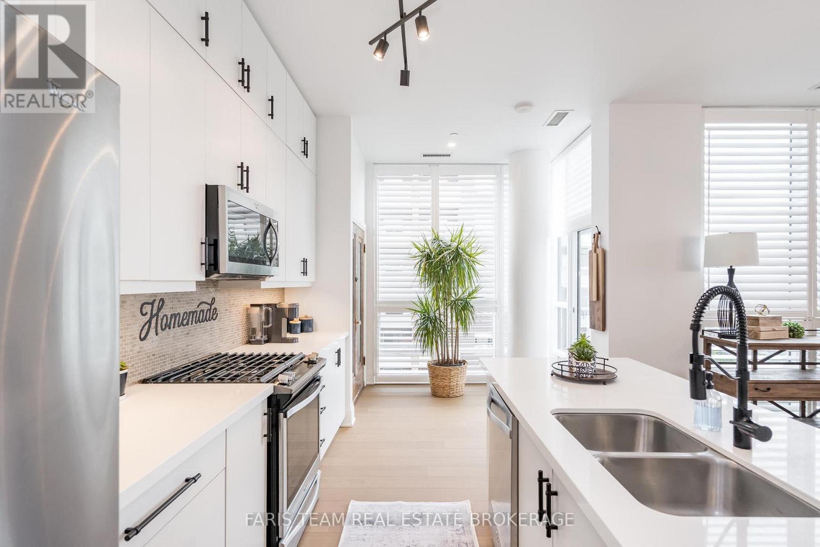 Gph5 - 111 Worsley Street, Barrie, Ontario  L4M 0J5 - Photo 12 - S12665584