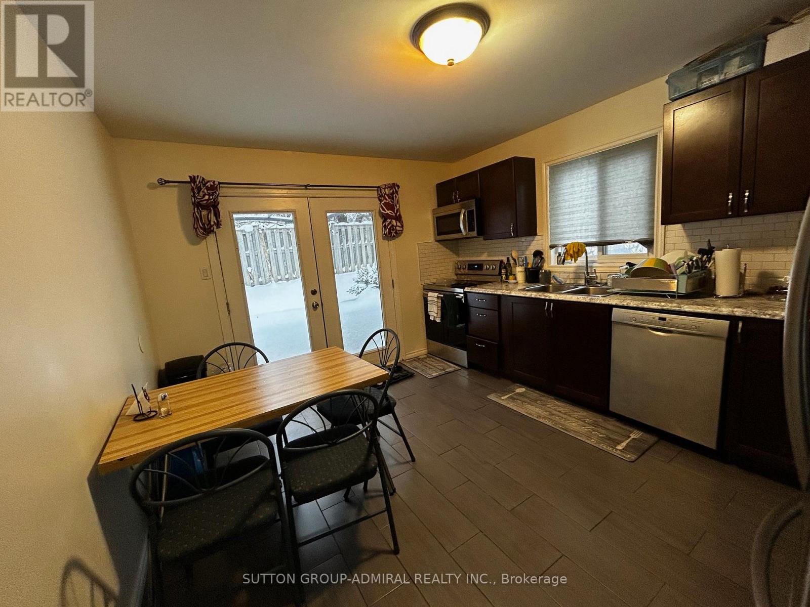 64 Copeman Crescent, Barrie (Painswick North), Ontario  L4N 8B4 - Photo 6 - S12665662