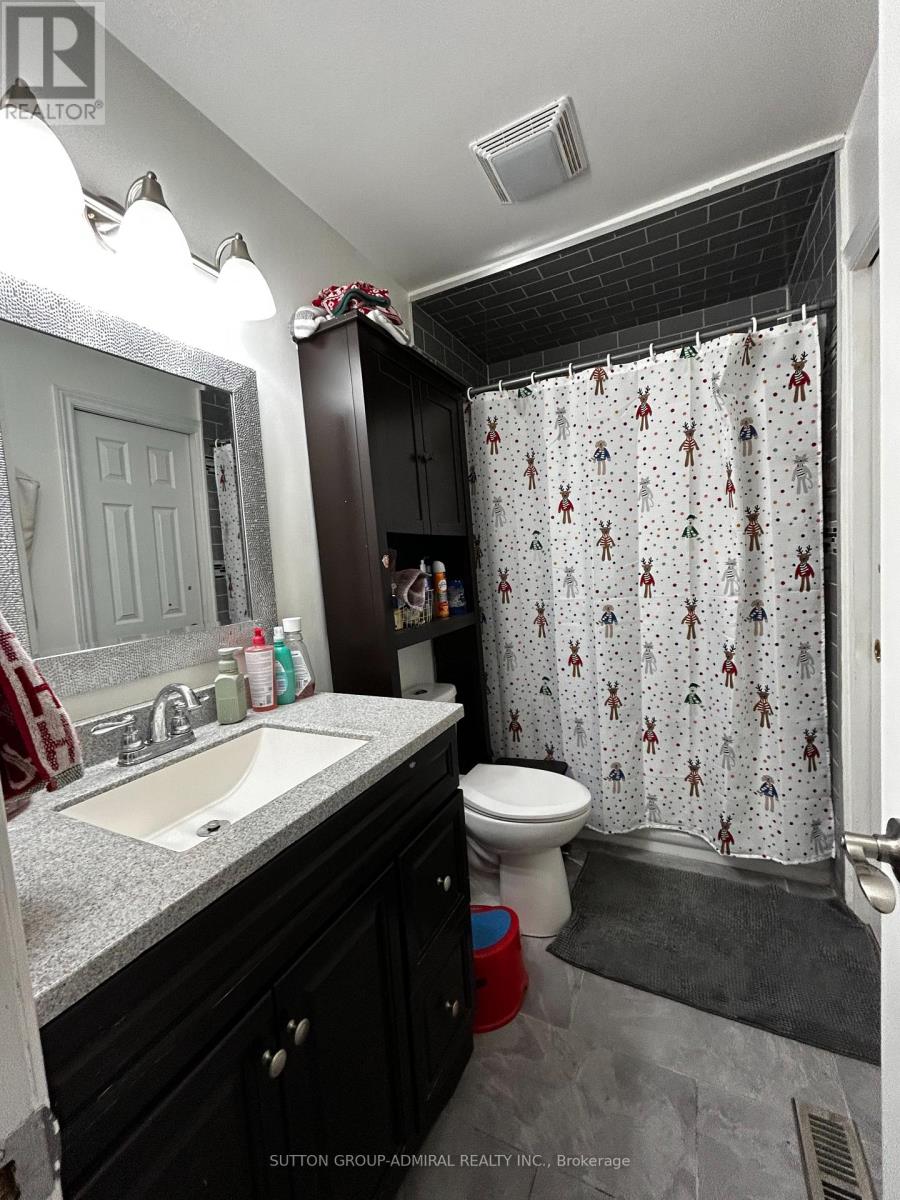 64 Copeman Crescent, Barrie (Painswick North), Ontario  L4N 8B4 - Photo 9 - S12665662