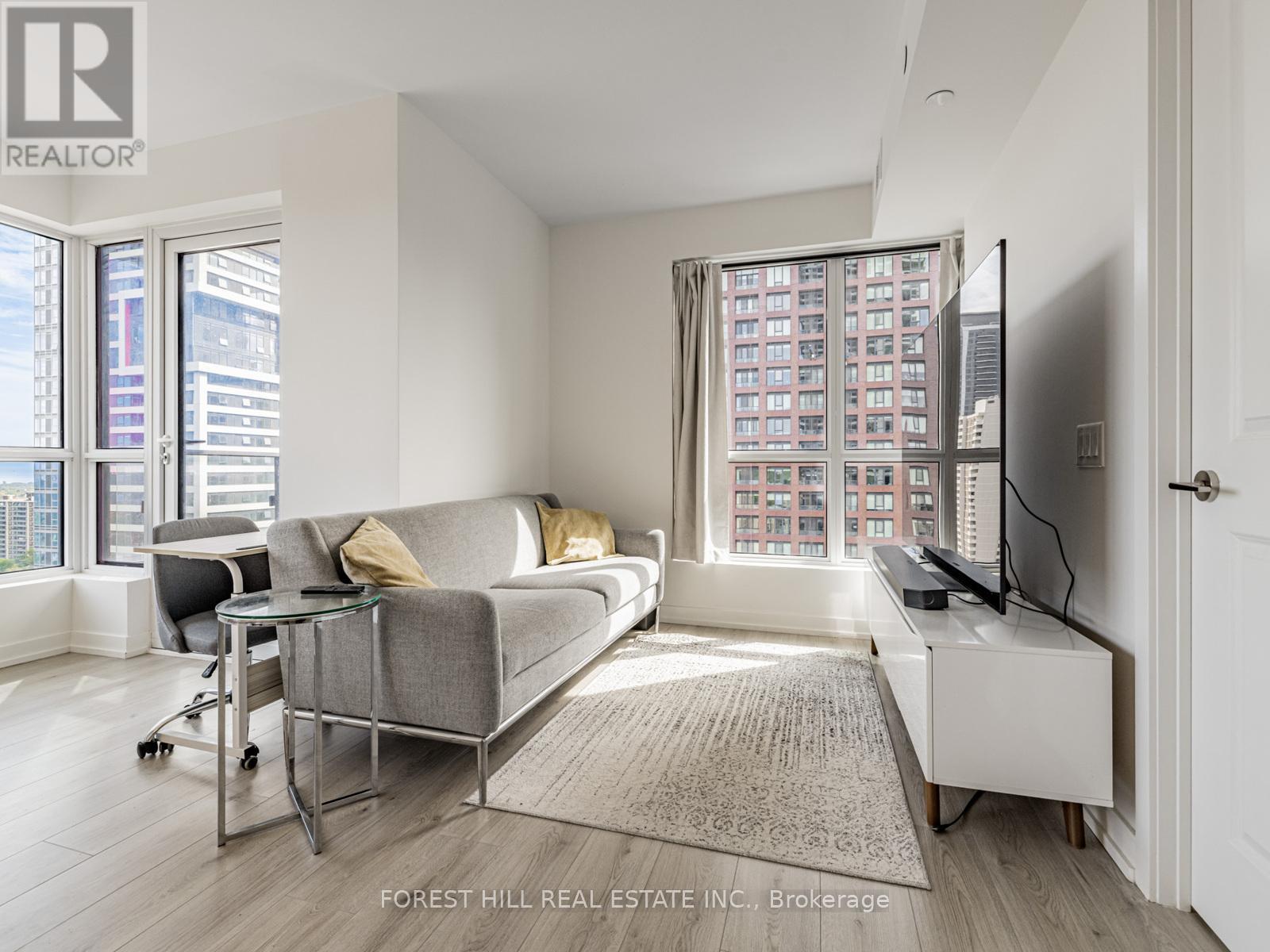 1711 - 395 Bloor Street E, Toronto, Ontario  M4W 0B4 - Photo 8 - C12541038