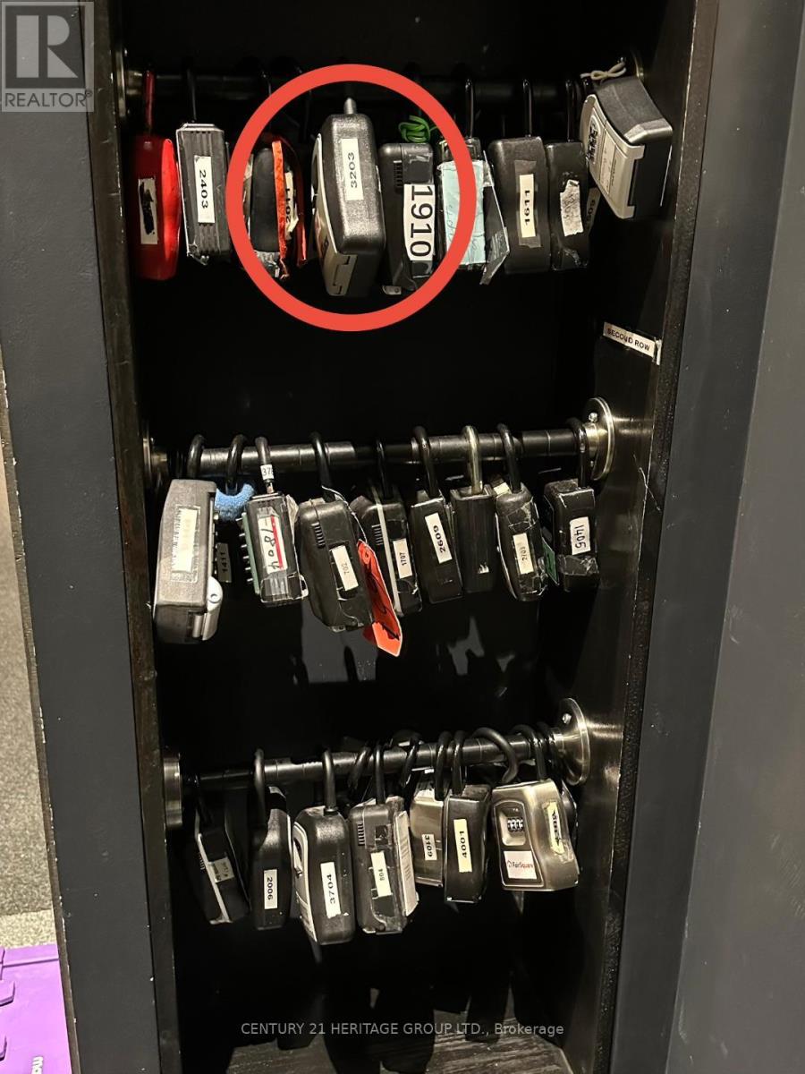 3203 - 290 Adelaide Street W, Toronto, Ontario  M5V 1P6 - Photo 23 - C12663914