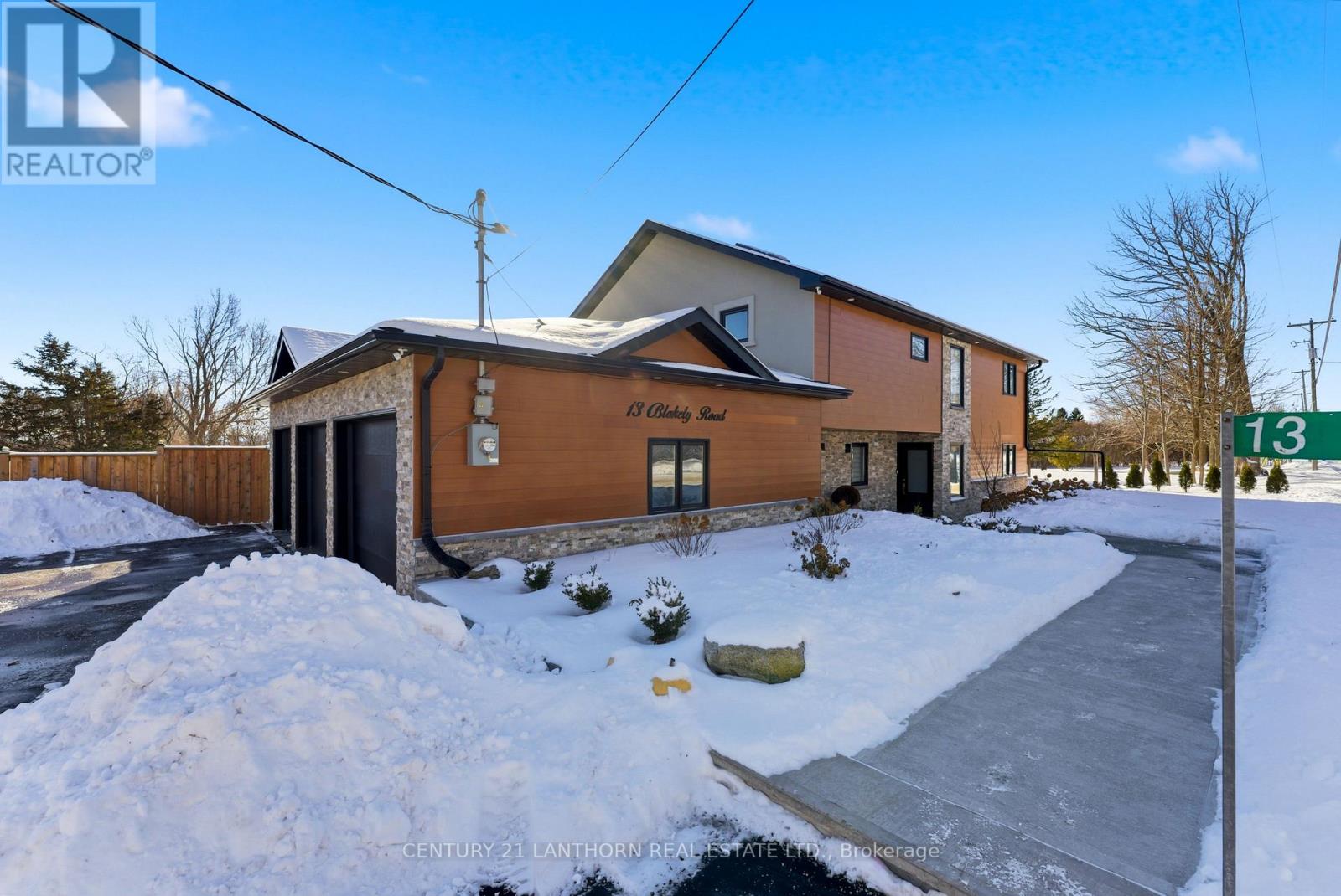 13 Blakely Road, Prince Edward County, Ontario  K0K 1T0 - Photo 3 - X12665186