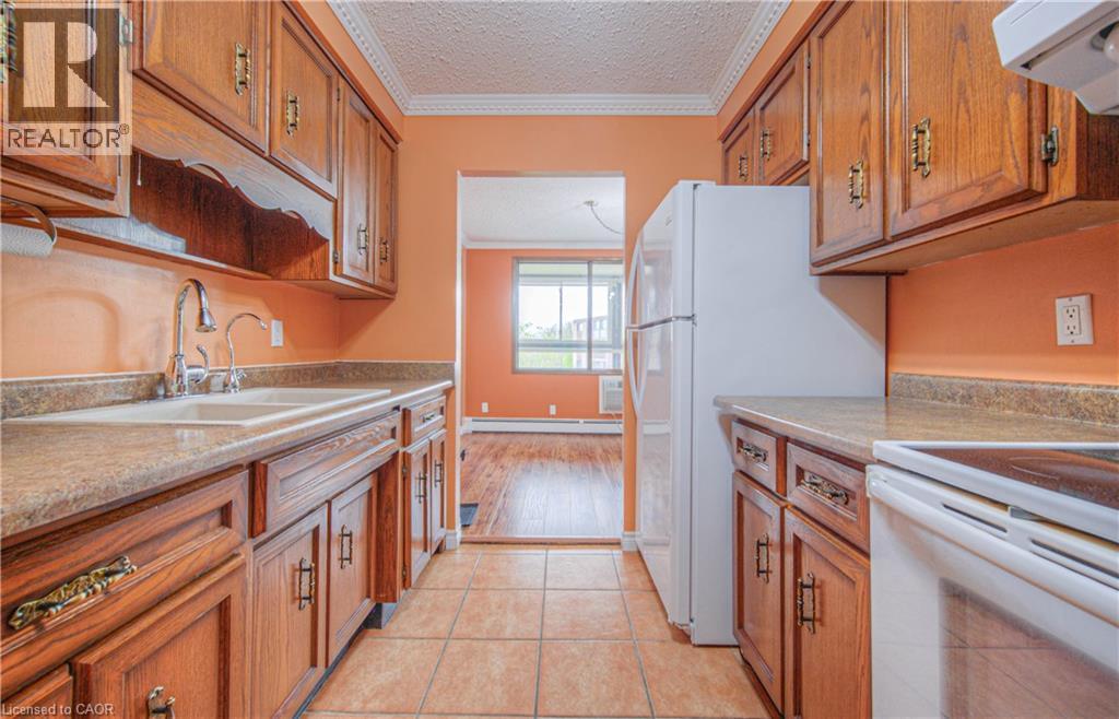 400 Champlain Boulevard Unit# 406, Cambridge, Ontario  N1R 7J6 - Photo 18 - 40795969