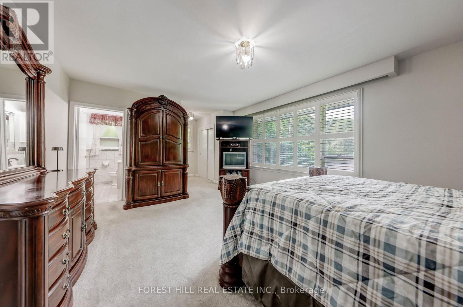 89 Portage Avenue, Toronto, Ontario  M9N 3H2 - Photo 14 - W12665418