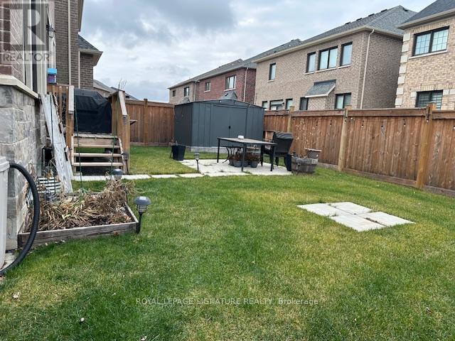 1317 Raspberry Terrace, Milton, Ontario  L9E 1N3 - Photo 17 - W12665452